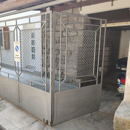 Peaceful Lakefront Apartment *