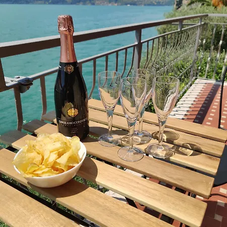 Apartment Peaceful Lakefront Marone