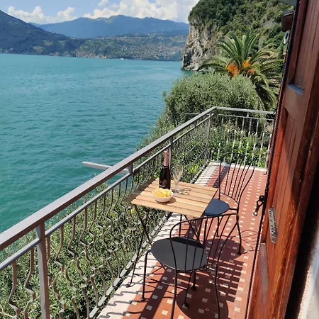 Peaceful Lakefront شقة مارون
