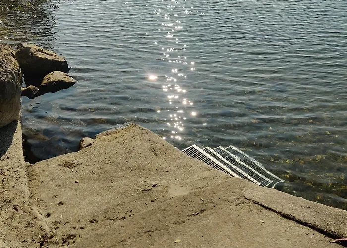 Appartement Peaceful Lakefront Marone